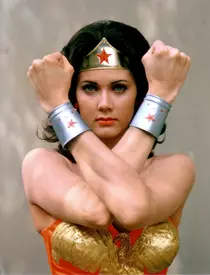 O mai ții minte pe Femeia Fantastică? Cât de bine arată Lynda Carter la 69 de ani!