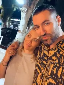 Gina-Pistol-burtică-de-gravidă-1