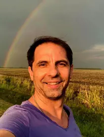 Cum-petrece-Dan-Negru-Revelionul-1