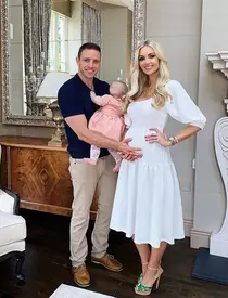 Rosanna Davison a devenit mamă de gemeni! Miss World 2003 a pierdut, până acum, 14 sarcini