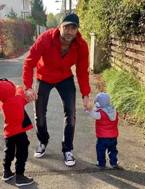 Primele imagini din vila în care s-au mutat Adela Popescu și Radu Vâlcan: "Avem uși care nu se văd"