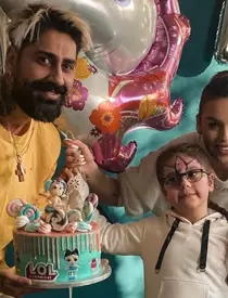 Maya Mihalache, fetița lui Connect-R