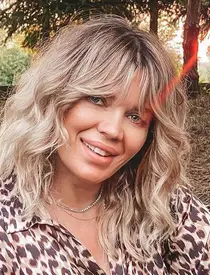 Gina-Pistol-afectiune-1