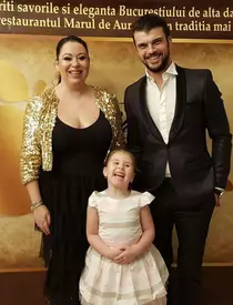 oana-roman-isabela-819×1024-1