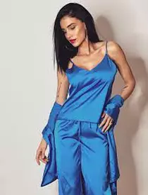 adelina-pestritu-si-pink