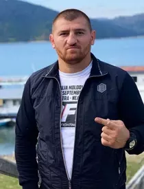 Ce avere are Cătălin Moroșanu, de la Survivor. Câți bani câștigă din funcția de consilier județean, în Iași