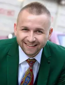 diana-si-alin-salajean-820×1024-1