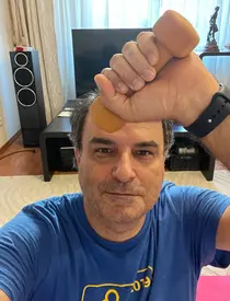 Schimb dur de replici între Dragoș Bucur și Lucian Mîndruță, după ce actorul a spus că nu poartă mască: "Ești doar un ignorant"