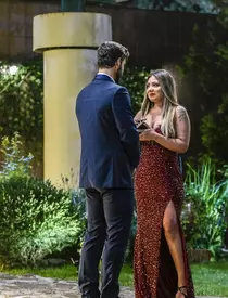 Cine este Iulia Cazacu de la Burlacul. I-a oferit un cadou lui Andi
