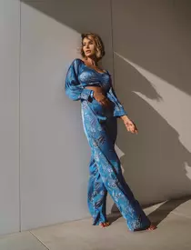 deea-codrea-insarcinata-2