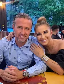 Ce avere au de împărțit Anamaria Prodan și Laurențiu Reghecampf la divorț. Multe case și milioane de euro