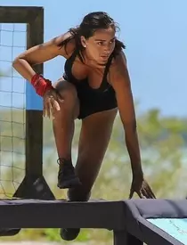 Raluca-Dumitru-Survivor-1-4