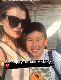 9E09AC43-7252-483E-B170-1B4D81EC732C-1