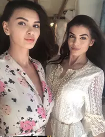 9E09AC43-7252-483E-B170-1B4D81EC732C