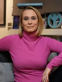 de-ce-lipseste-andreea-esca-de-la-stirile-protv-1