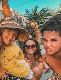 madalin-ionescu-doliu-a-murit-tatal-1