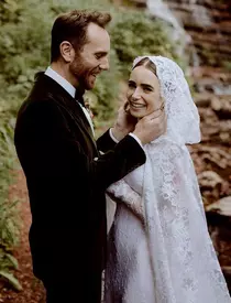 lily-colins-nunta-charlie-mcdowell-fiica-lui-phil-collins-1