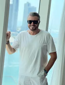 5711a4aa-4f84-4bca-b729-d147a17bbf3c-2