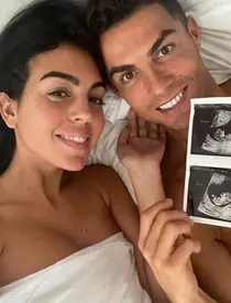 Cristiano Ronaldo va deveni tată pentru a șasea oară. Georgina Rodriguez este însărcinată cu gemeni