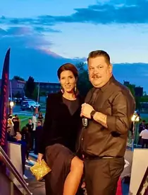 Cine este și cum arată soția lui Mihai Bobonete din Las Fierbinți: „Mă ține veșnic îndrăgostit”