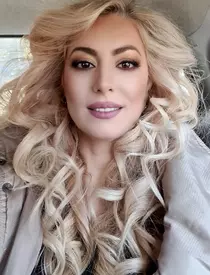 Ornela Pasăre s-a căsătorit în secret: „Mi-am cunoscut soțul la biserică”