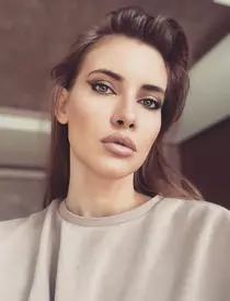 Cum s-a afișat Iulia Albu la metrou: „O parte din copilăria mea”