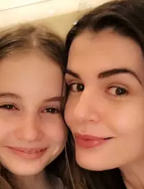 monica-gabor-si-irina-viata-lux-8