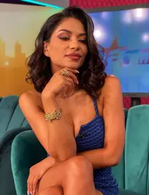 Nasrin Ameri a revenit la Antena Stars, după ce a fost bătută de Simona Hapciuc. De la ce a pornit scandalul