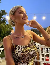 a781130f-51c0-40a2-a697-fe0e179f0147-crop-1634723627