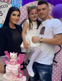 cine-este-sotul-andreei-survivor-5