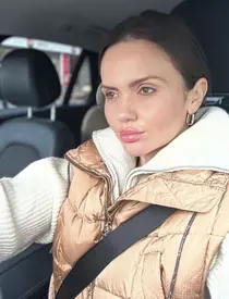 cristina-siscanu-are-covid-8