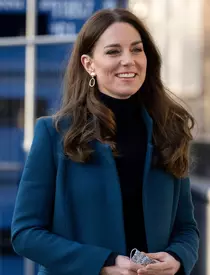 Kate Middleton a purtat un accesoriu în valoare de 40 de lei. Cum a arătat ținuta ei