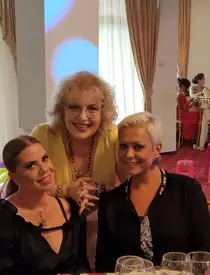 72253801_10220335865453706_6086115915680710656_n