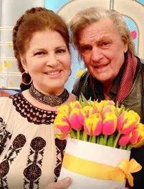 246_527939960c468203L