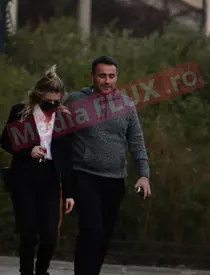 2118106.15-letitia-pescariu-dinu-pescariu-rochie-missoni-plic-christian-dio