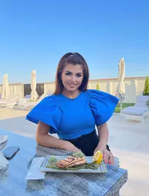 CLAUDIA INTERPRETA DE MUZICA POPULARA