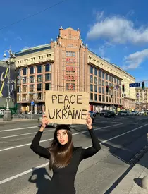 Ce mesaj a transmis Hanna Nepliakh, Miss Ucraina 2021, după ce Rusia a invadat țara: „Ucrainenii nu vor război!”