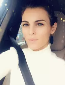 O mai ții minte pe Letiția Pescariu, fosta prezentatoare de la Prima TV? Cum arată și cu ce se ocupă acum