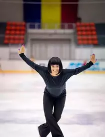 simona-punga-dancing-on-ice-1