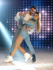 Cine este Grațiano Dinu de la Dancing on Ice. A studiat kinetoterapia