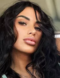 daniela-crudu-bani-1