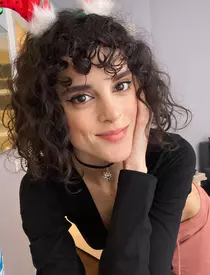 Diana Sar recunoaște că ar putea fi atrasă de o persoană de același sex: „Dacă aş întâlni femeia cu care să am o relaţie, nu m-ar interesa ce zice lumea”