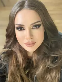 Otilia Bilionera s-a despărțit de iubitul arab! Motivele separării: „Nu-mi pot schimba credința”