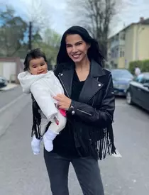 Irina-Mohora-insarcinata-6