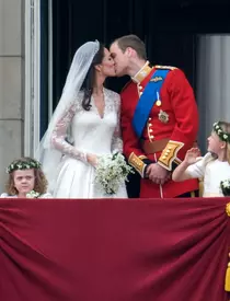 Ce accesoriu nu a avut voie Kate Middleton să poarte în ziua nunții. Motivul interdicției