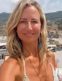 Lady-Victoria-Hervey-1