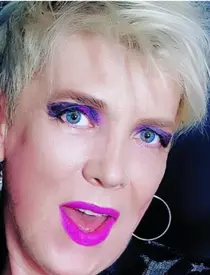 Silvia Dumitrescu, în costum de baie, la 62 de ani. Artista își petrece vacanța la Vama Veche