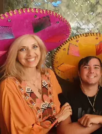 Bianca-BRAD-petrecere-in-stil-mexican