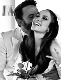 Jennifer Lopez confirms wedding to Ben Affleck in email to her fans from her On The JLo newsletter