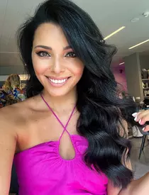 Cum se menține în formă Corina Caragea, fără să țină dietă: "Mănânc cam ce vreau eu, dar..."